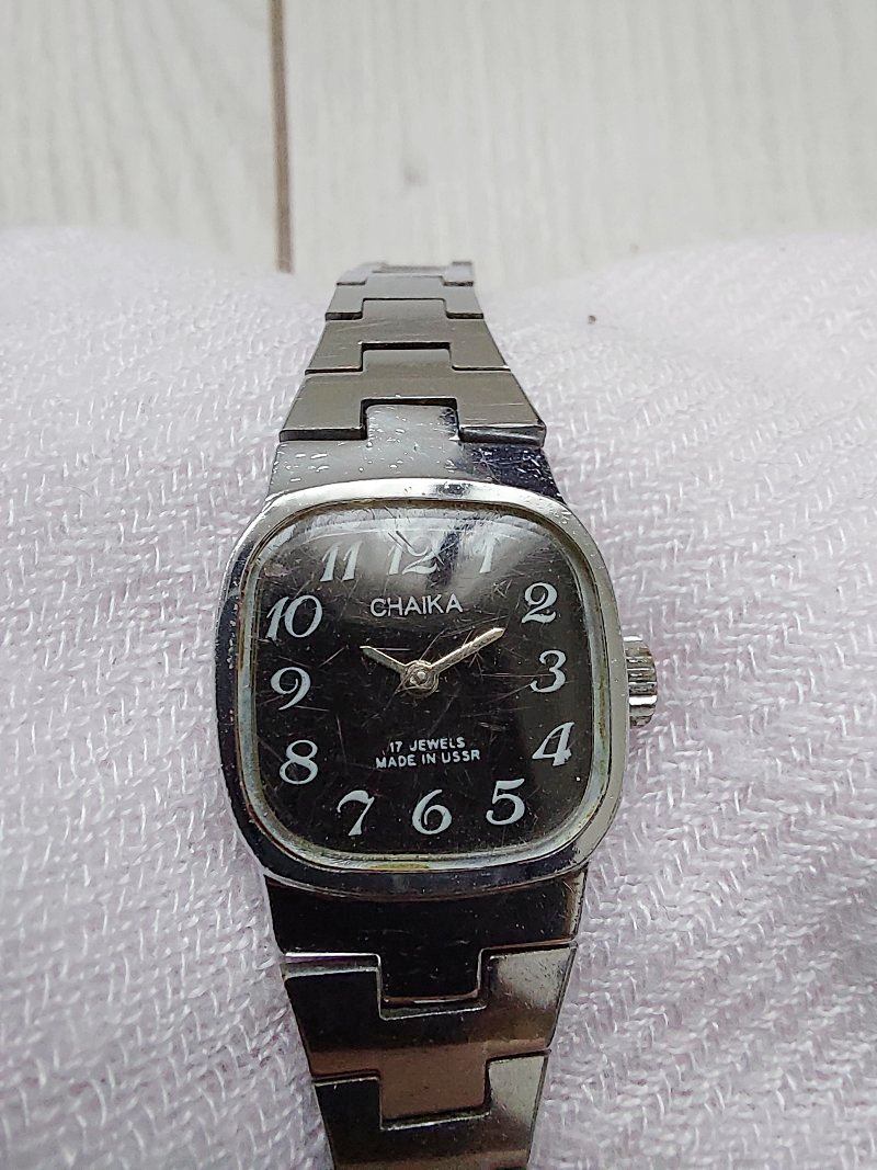 Soviet vintage ladies' watch Chaika.