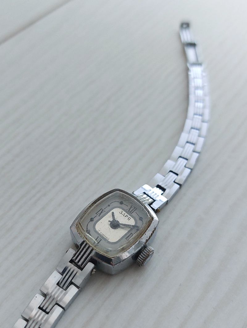 Zaria vintage soviet ladies' watch.