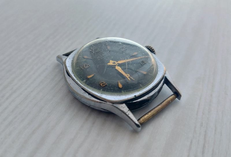 Vintage soviet Mayak wrist watch